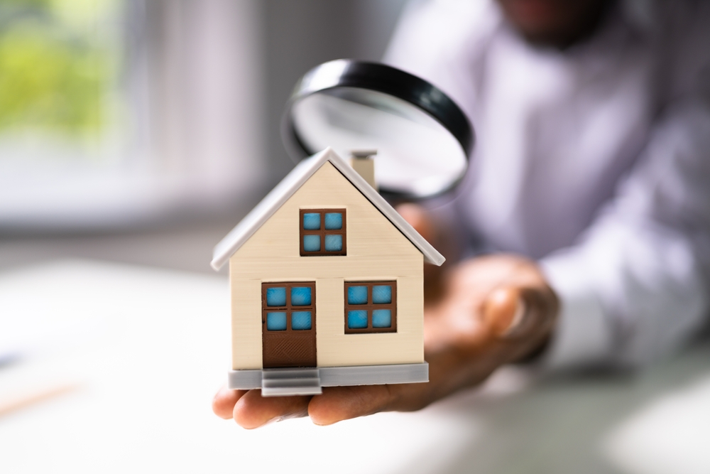Real,estate,house,appraisal,and,inspection.,checking,home